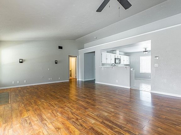 5th image of 314 Brisk Ave