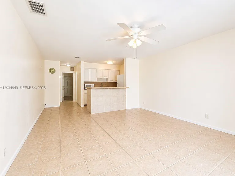 3217 NE 7th Pl #4 — Photo 7