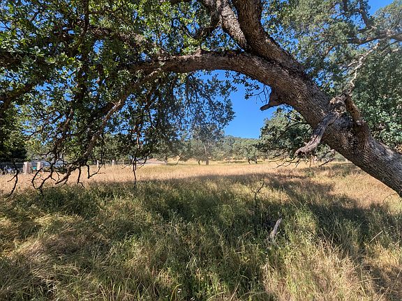 4th image of 22580 Rio Robles Dr
