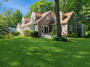 139 Whitten Rd, Kennebunk, ME 04043