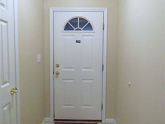3rd image of 3043 Bluster Ct