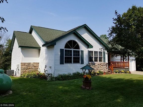 2nd image of 951A Highland Dr