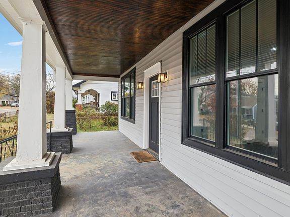 5th image of 1002 Spain Ave #A