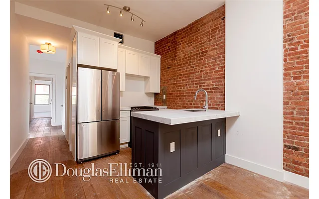 Rented by Douglas Elliman | media 21