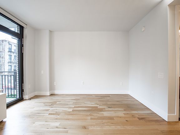 3rd image of 670 Pacific St APT 209