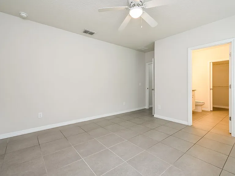 141 Pompei Dr — Photo 10