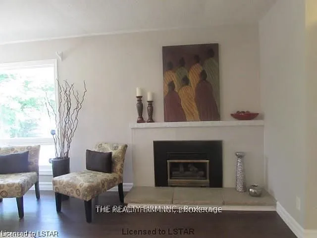 683 Fanshawe Park Rd E — Photo 3