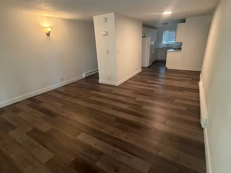1620 NE Pleasant St #101 — Photo 9