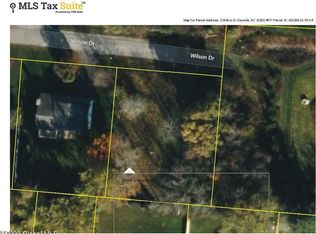 6 Wilson Dr, Glenville, NY 12302