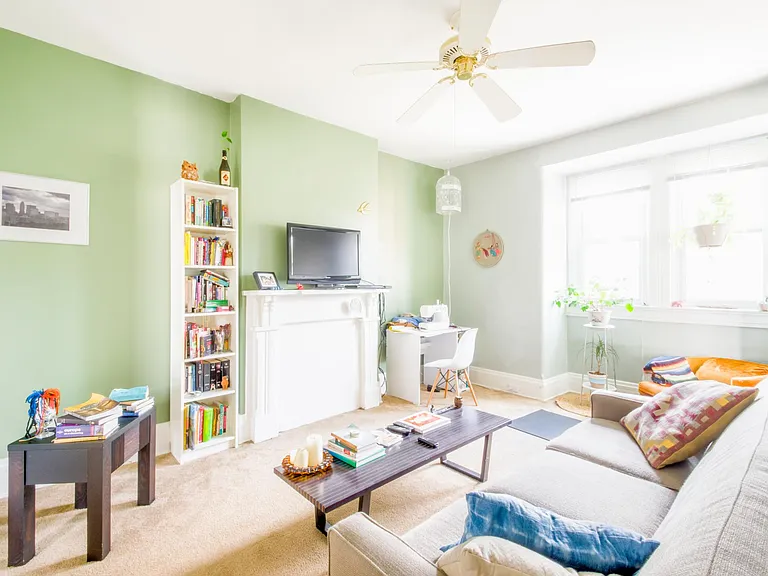 545 Milton St #4 — Photo 10