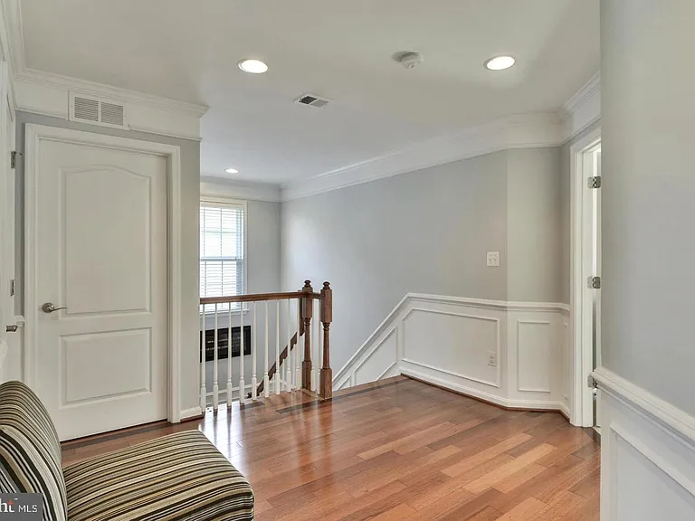 42977 Thornblade Cir — Photo 13