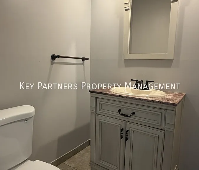 138 E Nelson Cir — Photo 9
