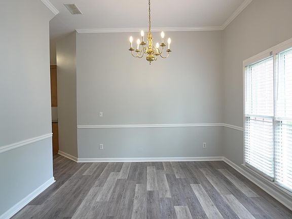 3rd image of 9420 Coleherne Ct
