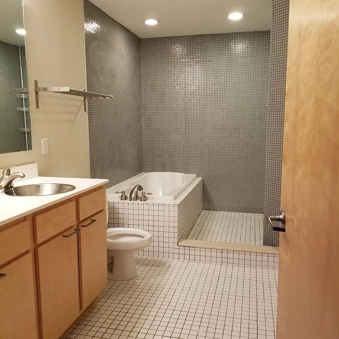 1 bed, 1.5 bath, 1200 sqft, $1,850 — Photo 1