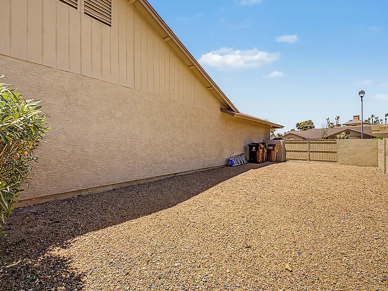 9625 W Taro Ln — Photo 43