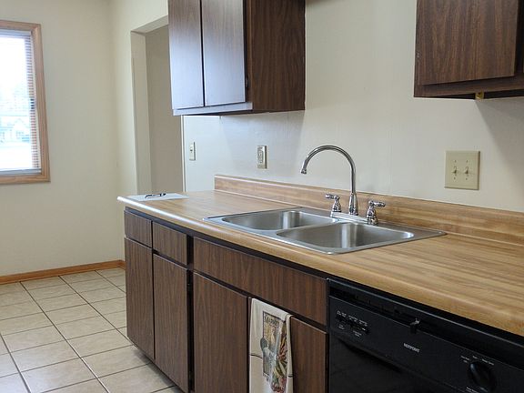3rd image of 1811 Middlesbrough Ct #105
