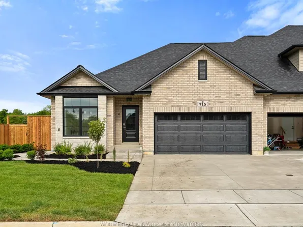 715 Elliot Point Rd, Amherstburg, ON