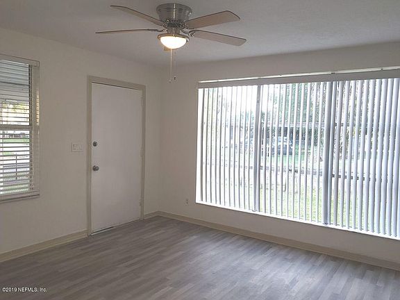 5th image of 2860 San Diego Plz