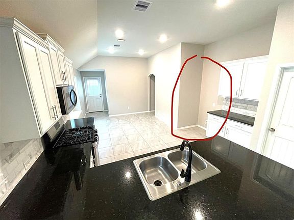 5th image of 25915 Rosin Lake Ln