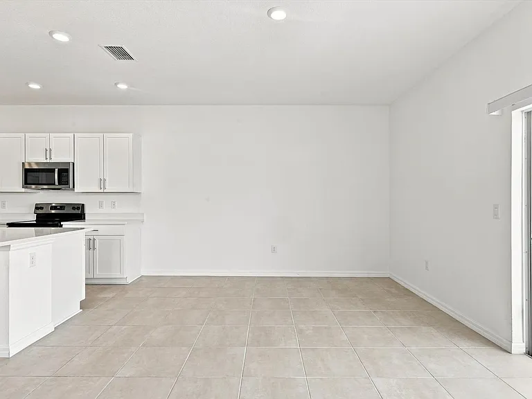 5739 Archipelago St — Photo 10