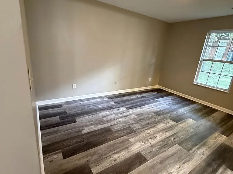 4825 Poplar Crest Way — Photo 6