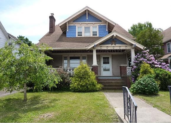 1st image of 420 E Main St