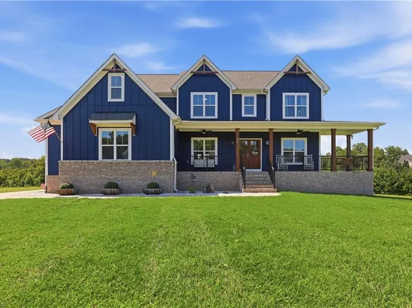 180 Eagles Landing Ln, Mocksville, NC 27028