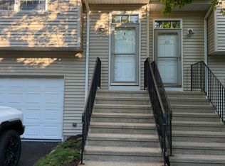 2 Sheridan St Unit 402, Danbury, CT 06810