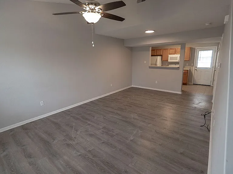 5313-5315 Currituck Ln — Photo 3