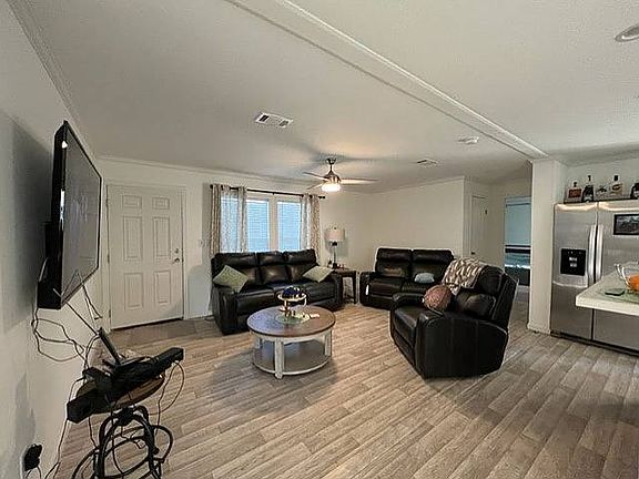 5th image of 21 Liberty Cir