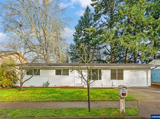 15133 SE Woodward St, Portland, OR 97236