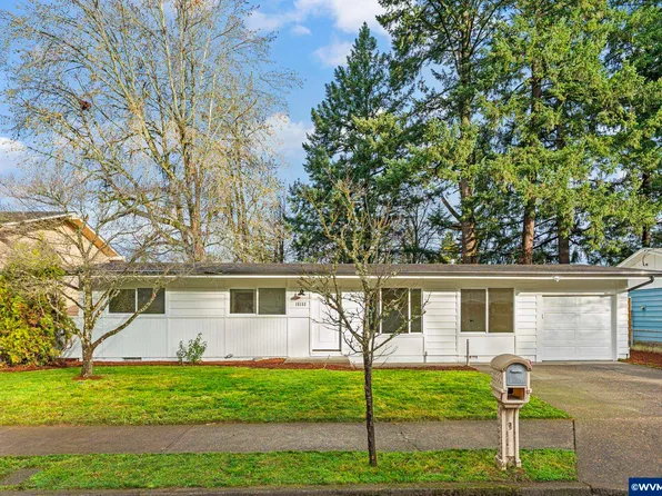 15133 SE Woodward St, Portland, OR 97236