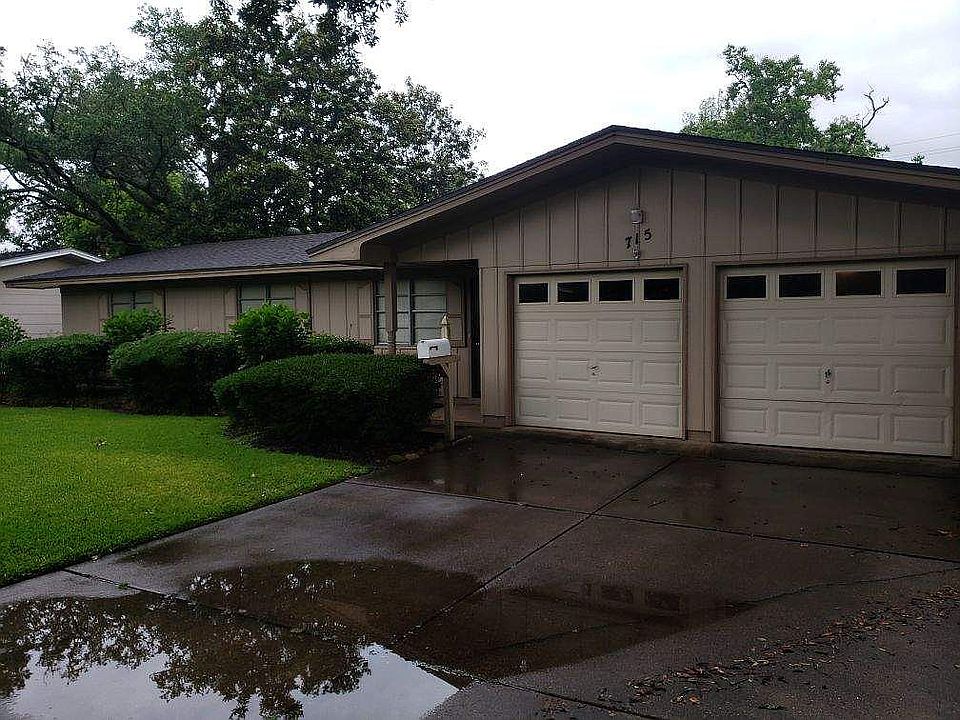 1st image of 715 S 33rd St