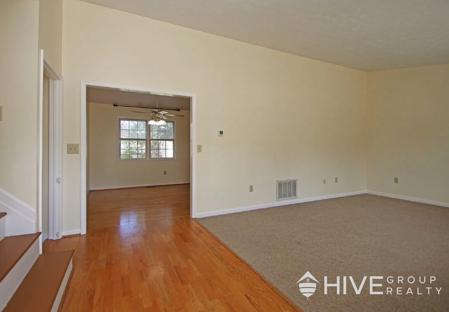 3 bed, 2.5 bath, 1776 sqft, $1,995 — Photo 3