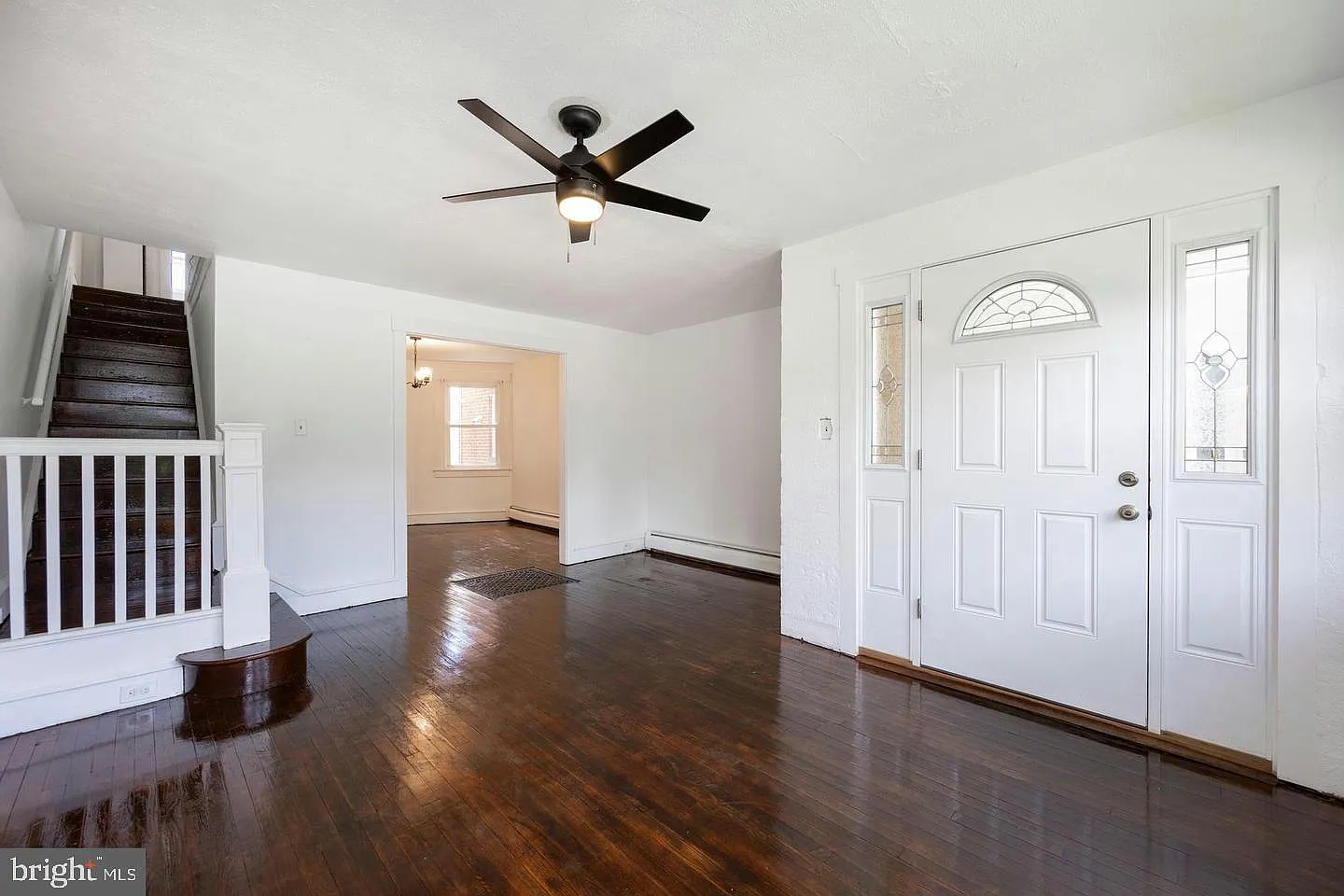 3 bed, 1132 sqft, $2,150 — Photo 4