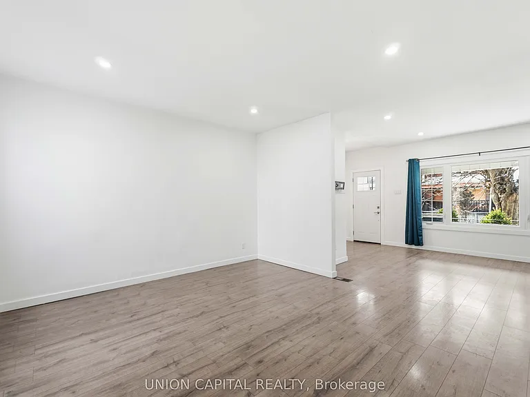 103 Case St — Photo 8