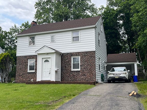 East facing Colonial