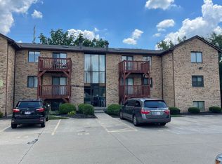 9564 Woodland Hills Dr, Hamilton, OH 45011
