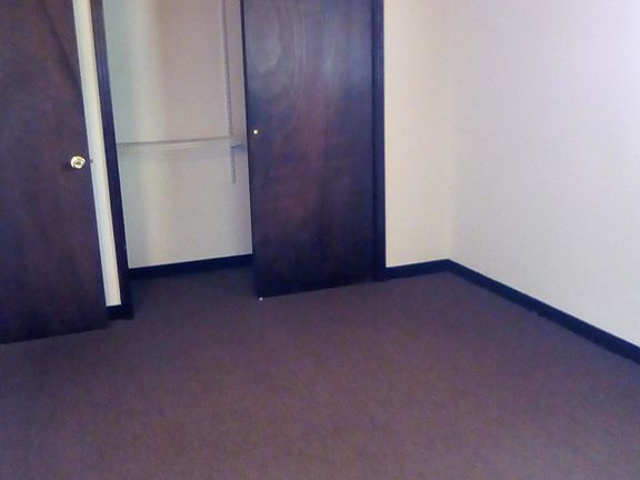3rd image of 1317 W Fig St