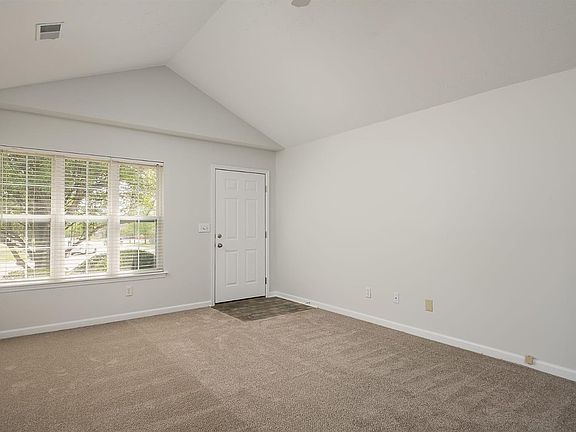 5th image of 156 Clover Valley Dr