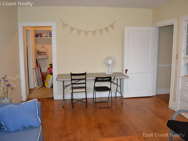 144 Davis Ave #5 — Photo 12