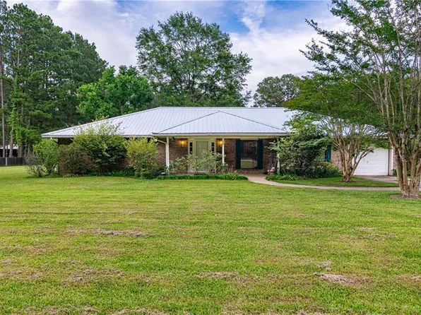 211 Varvarosky Rd, Deville, LA 71328