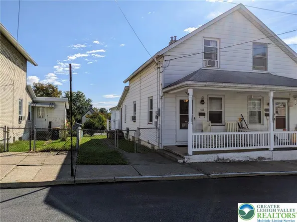 3112 N 2nd St, Whitehall, PA 18052