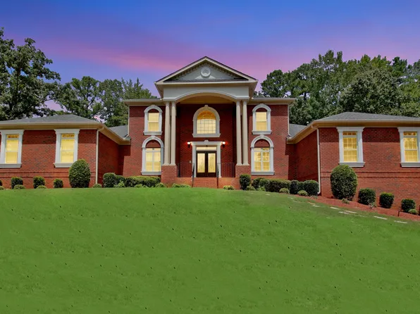 195 Standing Oak Pl, Fayetteville, GA 30214