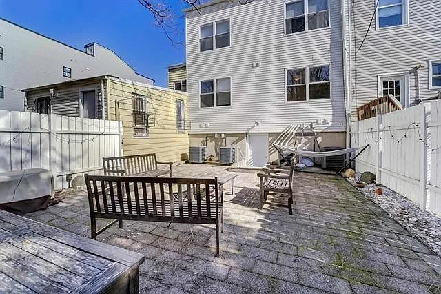 295 New York Ave #1L — Photo 9