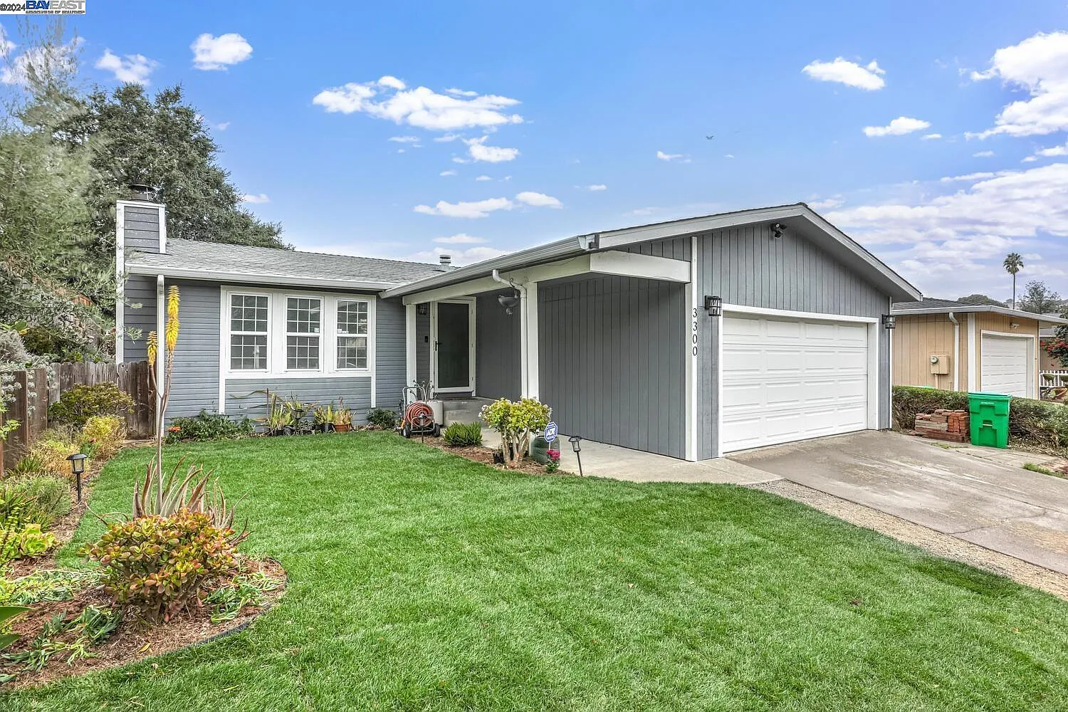 3300 Shawn Way photo 1