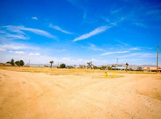 11256 Lovia Ln, Apple Valley, CA 92308