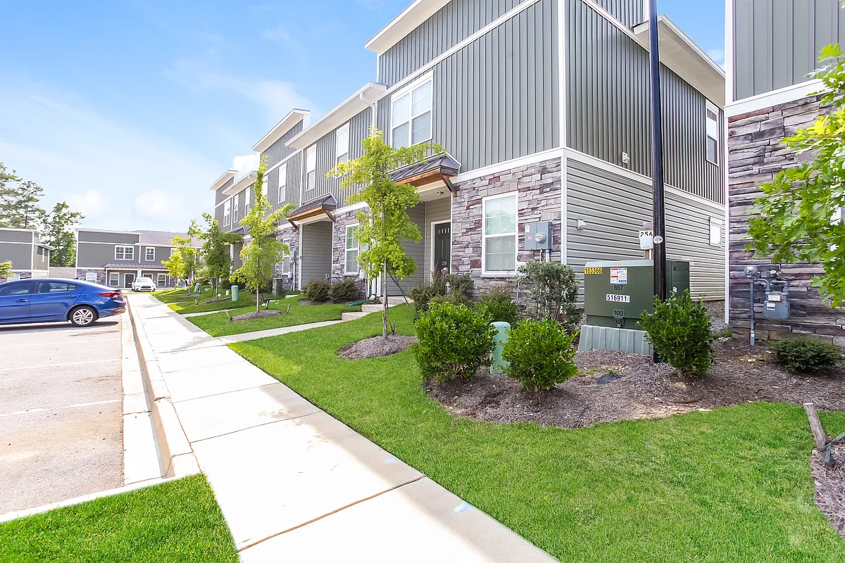 Building Photo - 258 Duck Grove Way