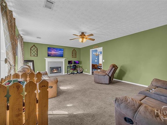 5th image of 75 Meadow Lark Way