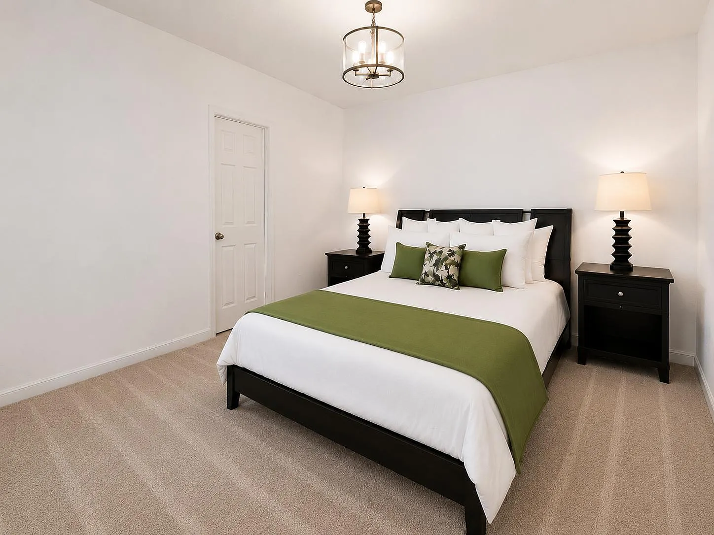 4 bed, 6.0 bath, 3544 sqft, $1,230 — Photo 2